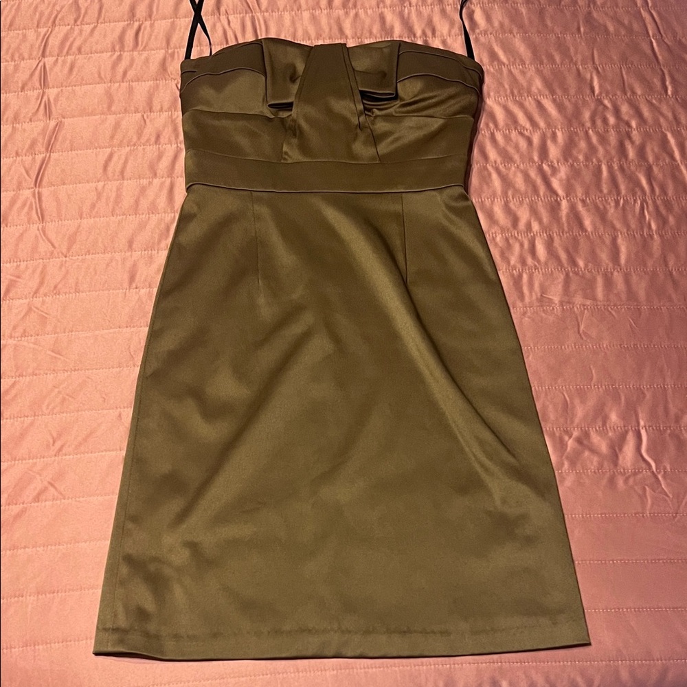 Women’s BCBG Strapless Dress Brown with Bow front and zipper back EUC Size 4 Y2K
